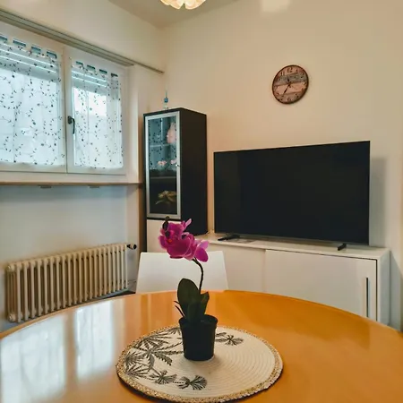 Sailing Apartment